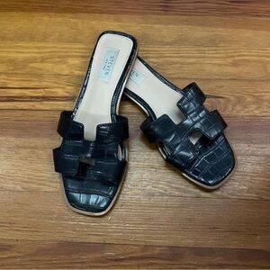 STEVEN Black Croc-Embossed Slide Sandals